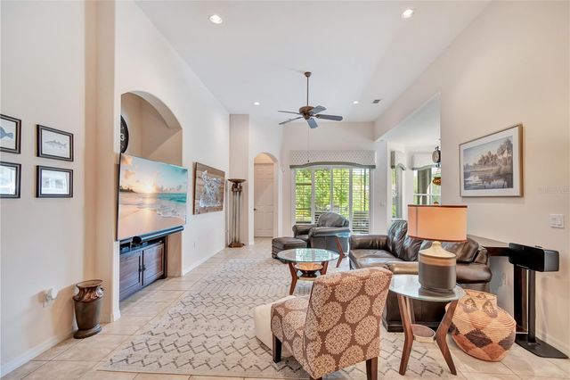 526 NEWHALL LANE, Debary, FL 32713