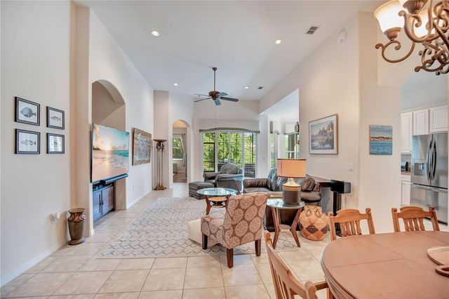 526 NEWHALL LANE, Debary, FL 32713