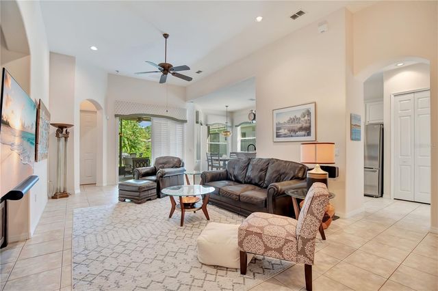 526 NEWHALL LANE, Debary, FL 32713