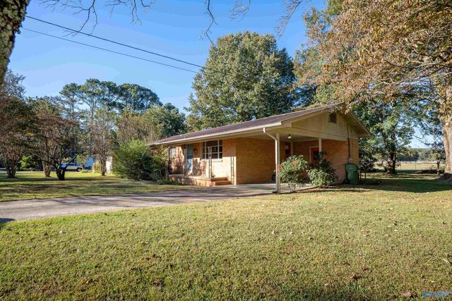 1302 Garden Drive, Scottsboro, AL 35768