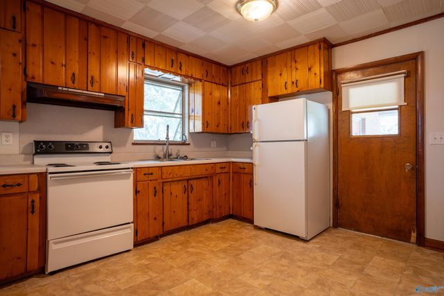 1302 Garden Drive, Scottsboro, AL 35768