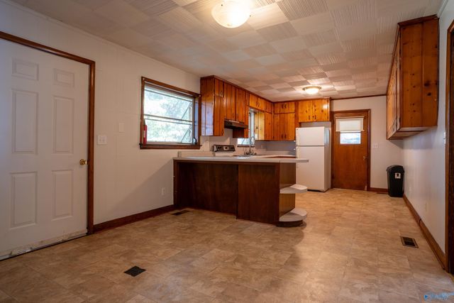 1302 Garden Drive, Scottsboro, AL 35768