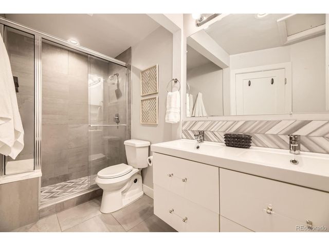 2540 Kendall St, Edgewater, CO 80214