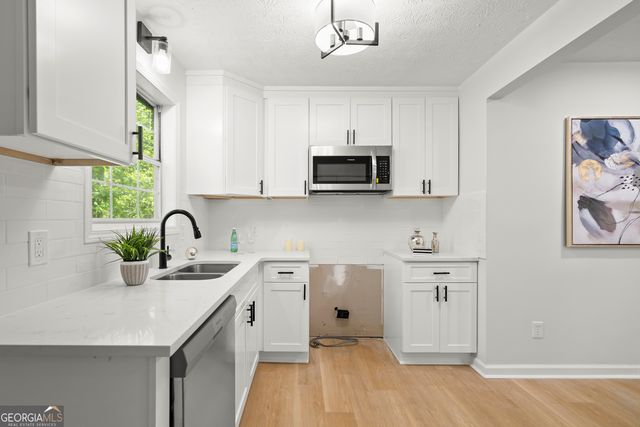 8363 Norris Lake Road, Snellville, GA 30039