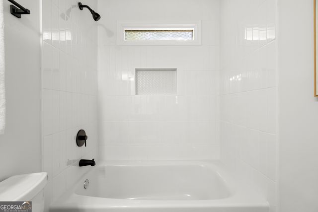 8363 Norris Lake Road, Snellville, GA 30039