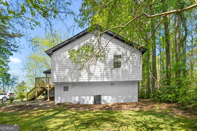 8363 Norris Lake Road, Snellville, GA 30039