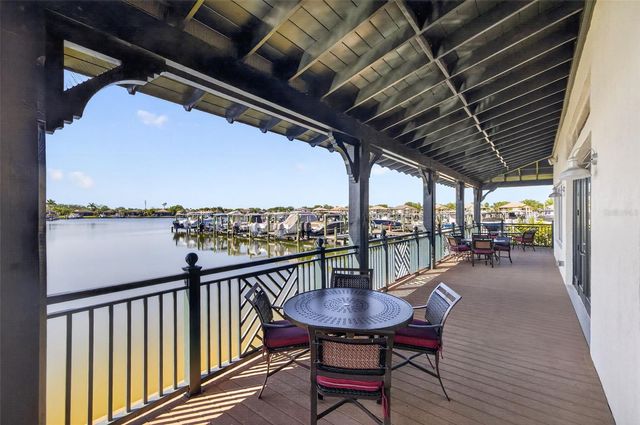 1020 TIDEWATER SHORES LOOP 301, Bradenton, FL 34208