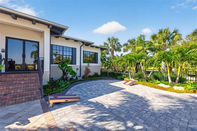 1020 TIDEWATER SHORES LOOP 301, Bradenton, FL 34208