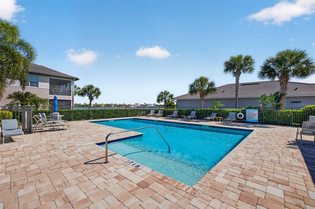 1020 TIDEWATER SHORES LOOP 301, Bradenton, FL 34208