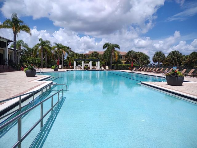 1020 TIDEWATER SHORES LOOP 301, Bradenton, FL 34208