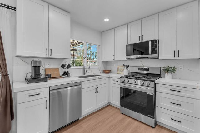 75250 Vista Huerto, Palm Desert, CA 92211