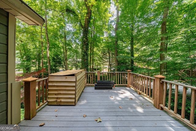 102 Vanessa Drive SE, Smyrna, GA 30082