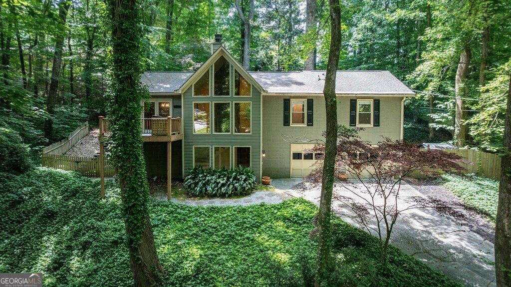 102 Vanessa Drive SE, Smyrna, GA 30082