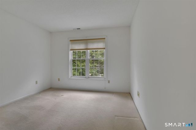 41 Eaton Woods Road 41, Hamden, CT 06518
