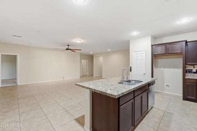 15869 W MAUNA LOA Lane, Surprise, AZ 85379