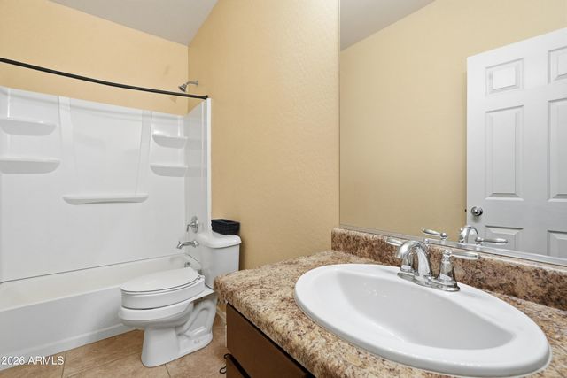 15869 W MAUNA LOA Lane, Surprise, AZ 85379