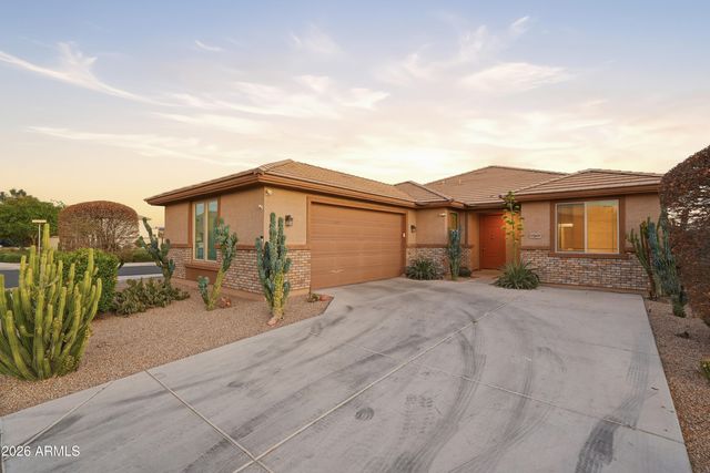 15869 W MAUNA LOA Lane, Surprise, AZ 85379
