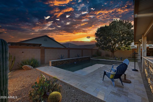 15869 W MAUNA LOA Lane, Surprise, AZ 85379