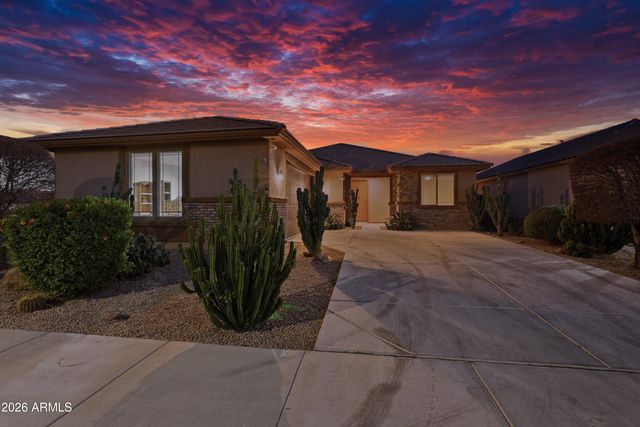 15869 W MAUNA LOA Lane, Surprise, AZ 85379