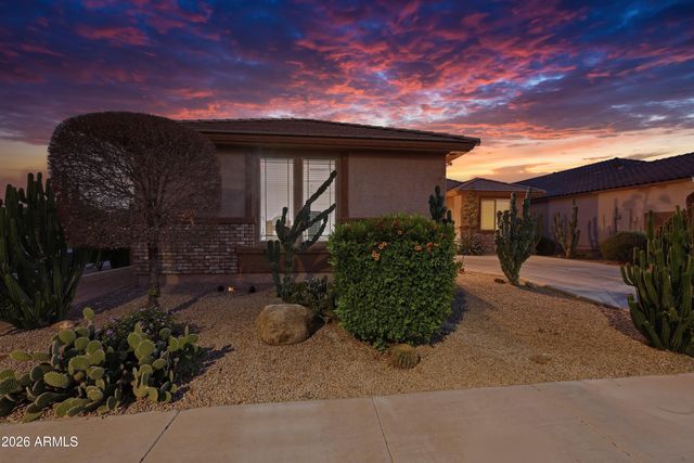 15869 W MAUNA LOA Lane, Surprise, AZ 85379