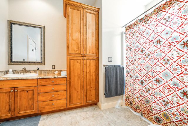 5747 SW 20th, El Dorado, KS 67042