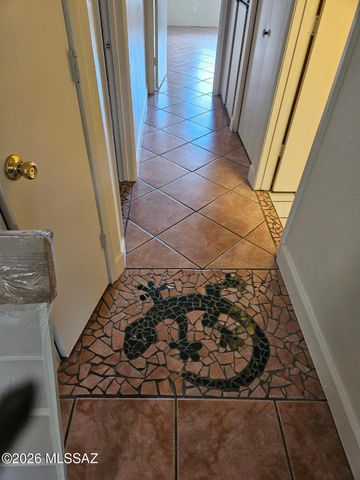 5664 S Wood Crest Drive, Tucson, AZ 85746