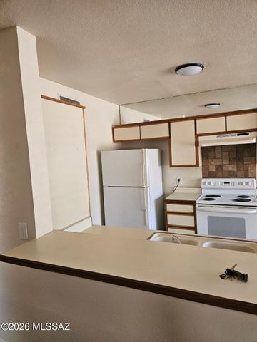 5664 S Wood Crest Drive, Tucson, AZ 85746