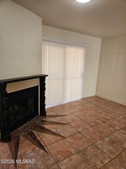 5664 S Wood Crest Drive, Tucson, AZ 85746