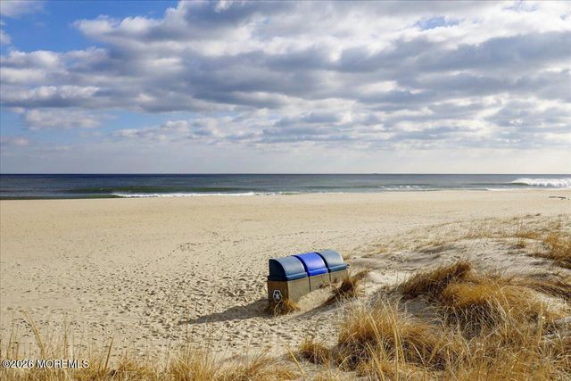 21 Riviera Drive, Long Branch, NJ 07740