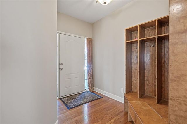 2208 NE Janessa Drive, Blue Springs, MO 64029