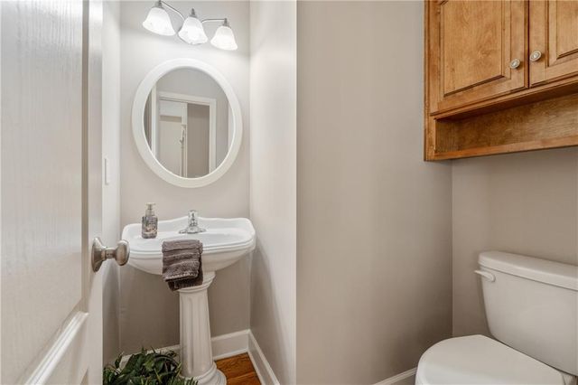 2208 NE Janessa Drive, Blue Springs, MO 64029