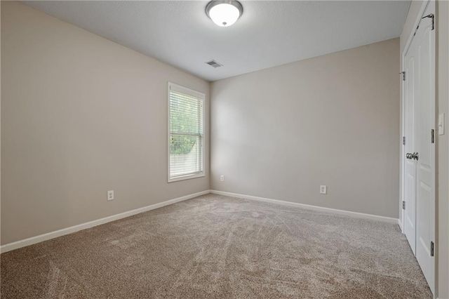 2208 NE Janessa Drive, Blue Springs, MO 64029