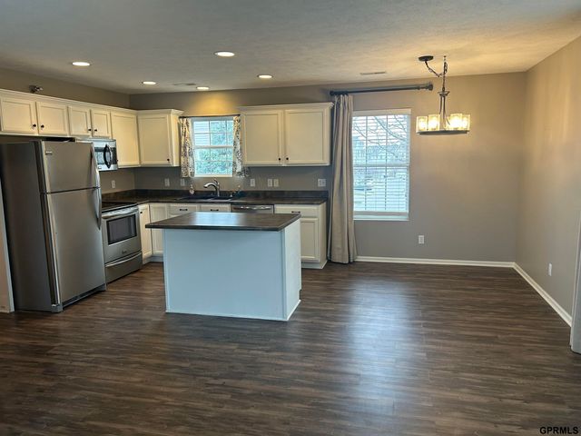 6751 S 181 Court, Omaha, NE 68135