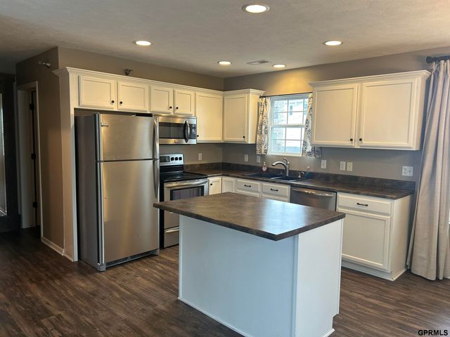 6751 S 181 Court, Omaha, NE 68135