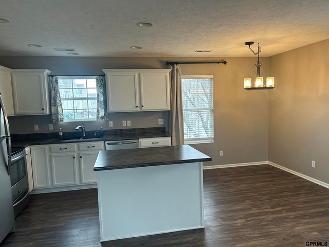 6751 S 181 Court, Omaha, NE 68135