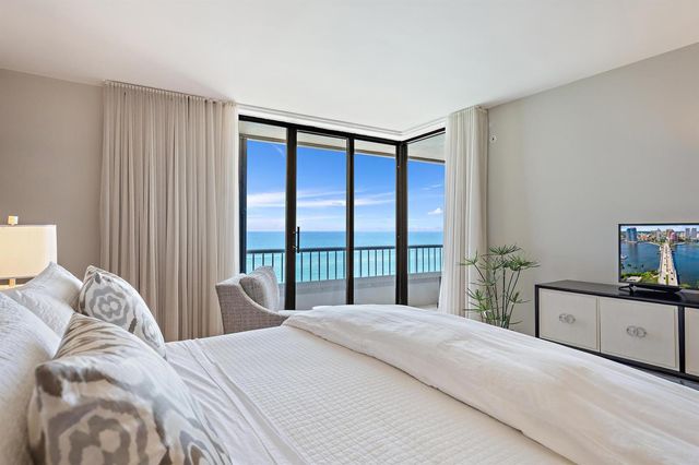 5250 N Ocean Drive 10s, Singer Island, FL 33404