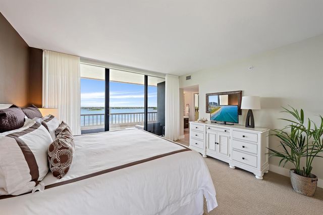 5250 N Ocean Drive 10s, Singer Island, FL 33404