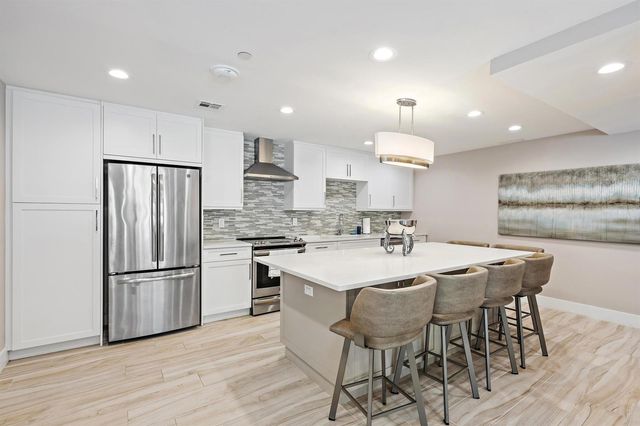 5250 N Ocean Drive 10s, Singer Island, FL 33404