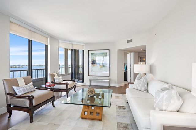 5250 N Ocean Drive 10s, Singer Island, FL 33404