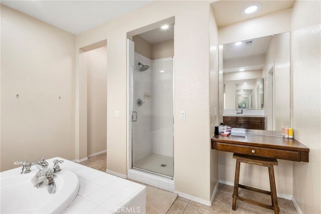 64 Cienega, Irvine, CA 92618