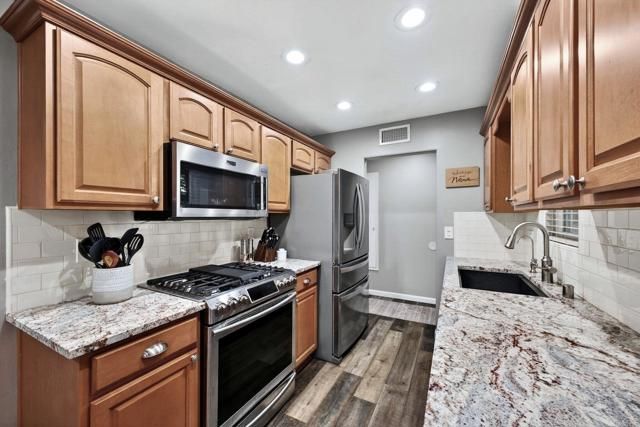 10090 PEBBLE BEACH DR, Santee, CA 92071