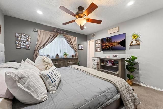 10090 PEBBLE BEACH DR, Santee, CA 92071