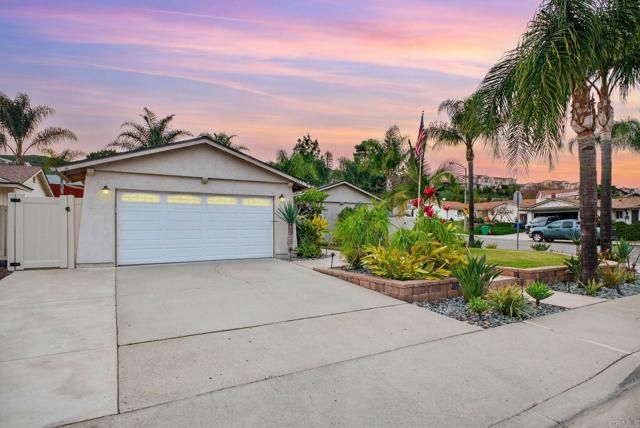 10090 PEBBLE BEACH DR, Santee, CA 92071