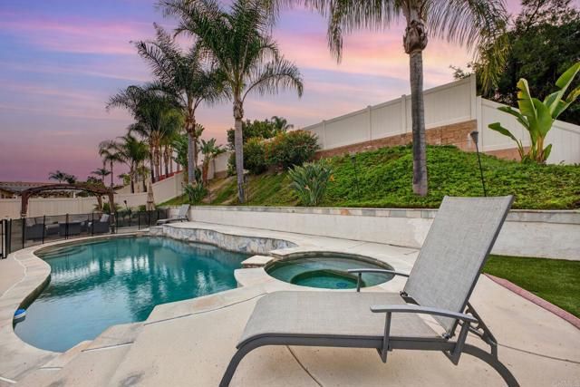 10090 PEBBLE BEACH DR, Santee, CA 92071