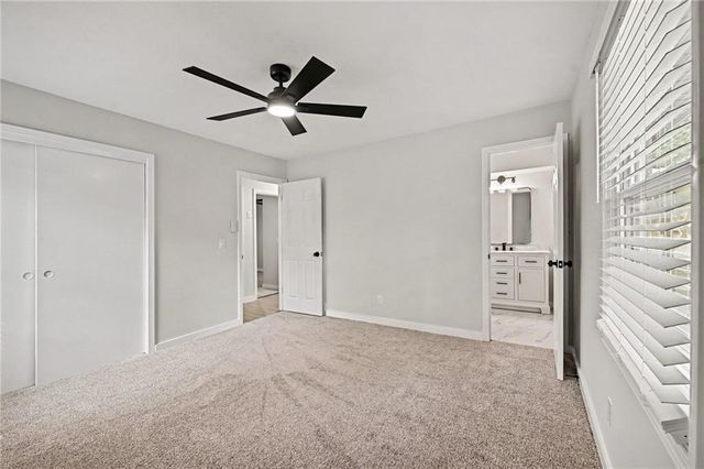10004 Lydia Avenue, Kansas City, MO 64131