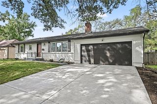 10004 Lydia Avenue, Kansas City, MO 64131