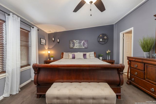 235 Hickory Ln, San Antonio, TX 78264