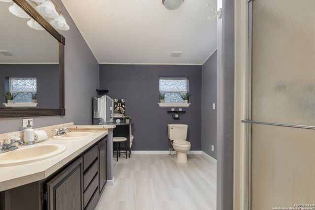 235 Hickory Ln, San Antonio, TX 78264
