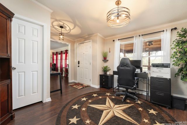 235 Hickory Ln, San Antonio, TX 78264