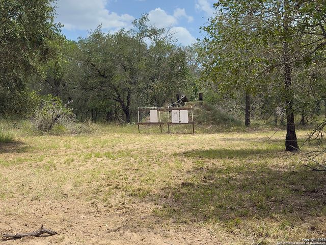 235 Hickory Ln, San Antonio, TX 78264